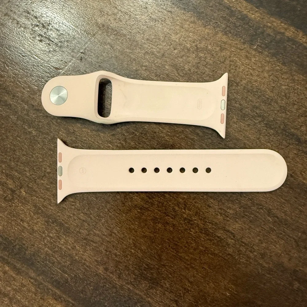 Apple smartwatch pink